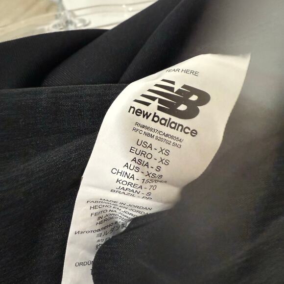 NWT New Balance High Rise Spacedye Pocket Crop Leggings Grey Size XS - Picture 5 of 5